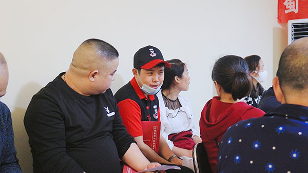 共謀發(fā)展!成都蜀一蜀二冒菜總部舉辦新品展示暨經(jīng)營討論會(huì)