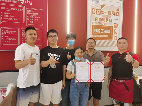 【簽約】成功加盟!從忠實“粉絲”變身加盟商,這個過程不一般